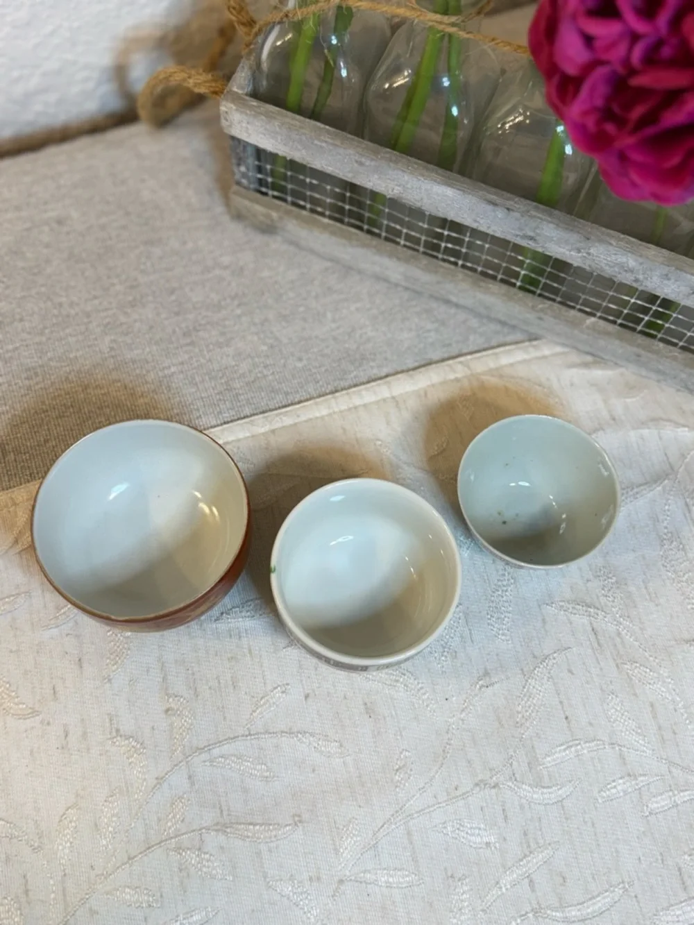 Vintage Chinese Porcelain 3 pc Teacup Set: Dragon & Phoenix, Crane and‎ Symbols